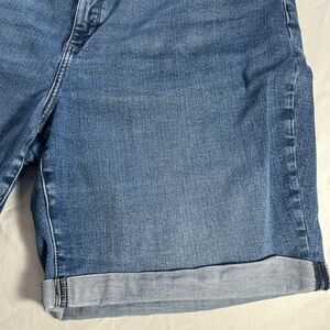 Universal Thread Jeans Short Women's Size 24WR 4 Pockets